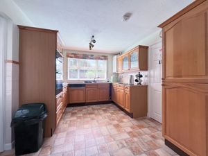 Photo 13- click for photo gallery